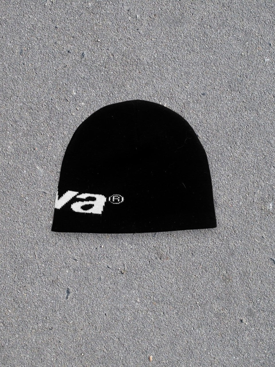 COLD SKULLY BEANIE